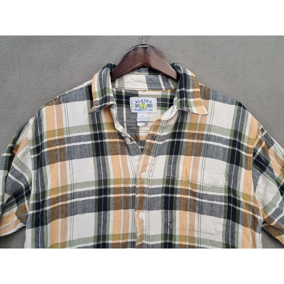 ALASKA 1959 WILDERNESS GEAR Mens Beige Plaid Flannel Sz M Button Down Shirt - Picture 3 of 7